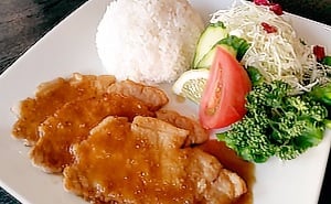 写真：生姜焼きセット