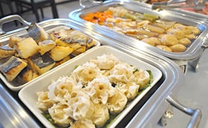 写真:朝食バイキング一例
